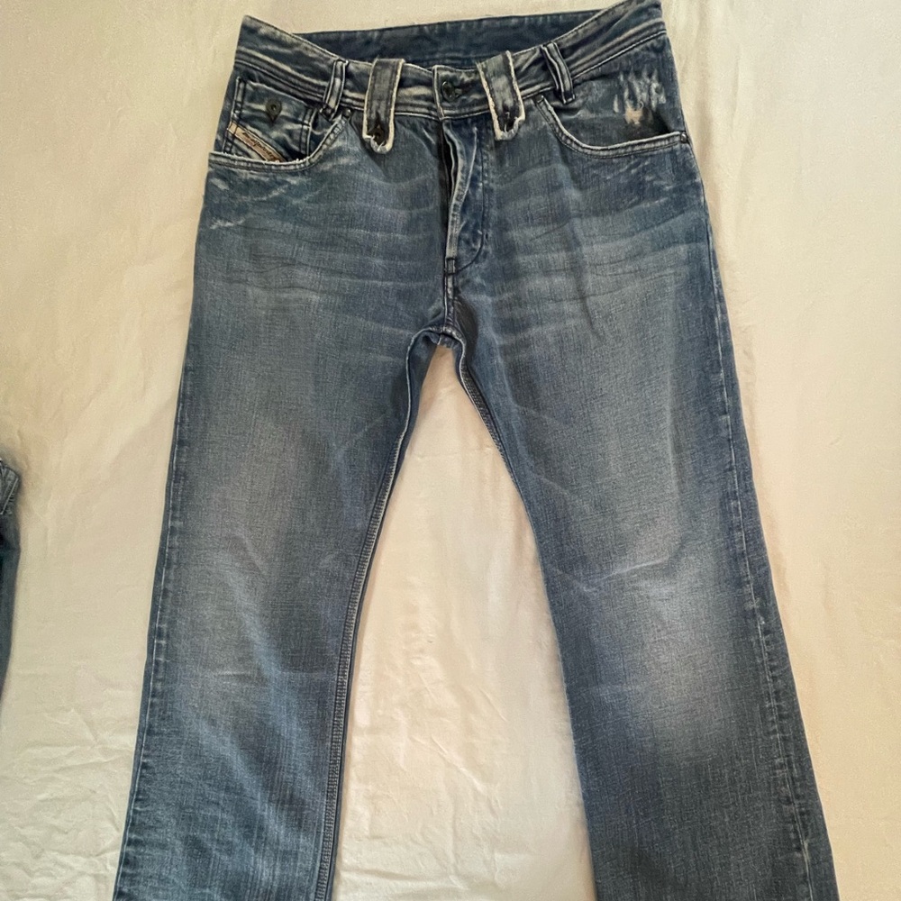 Diesel jeans - men, size 32 , distressed light was denim, button fly, straight,